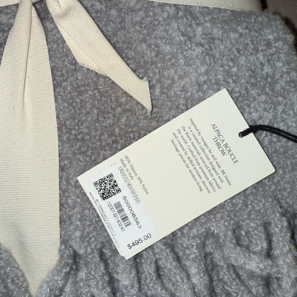 90% ALPACA BOUCLÉ THROW BLANKET (495$)